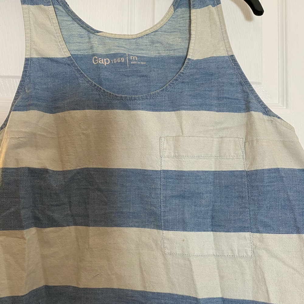 Gap 100% cotton lightweight denim tank top - Picture 2 of 5